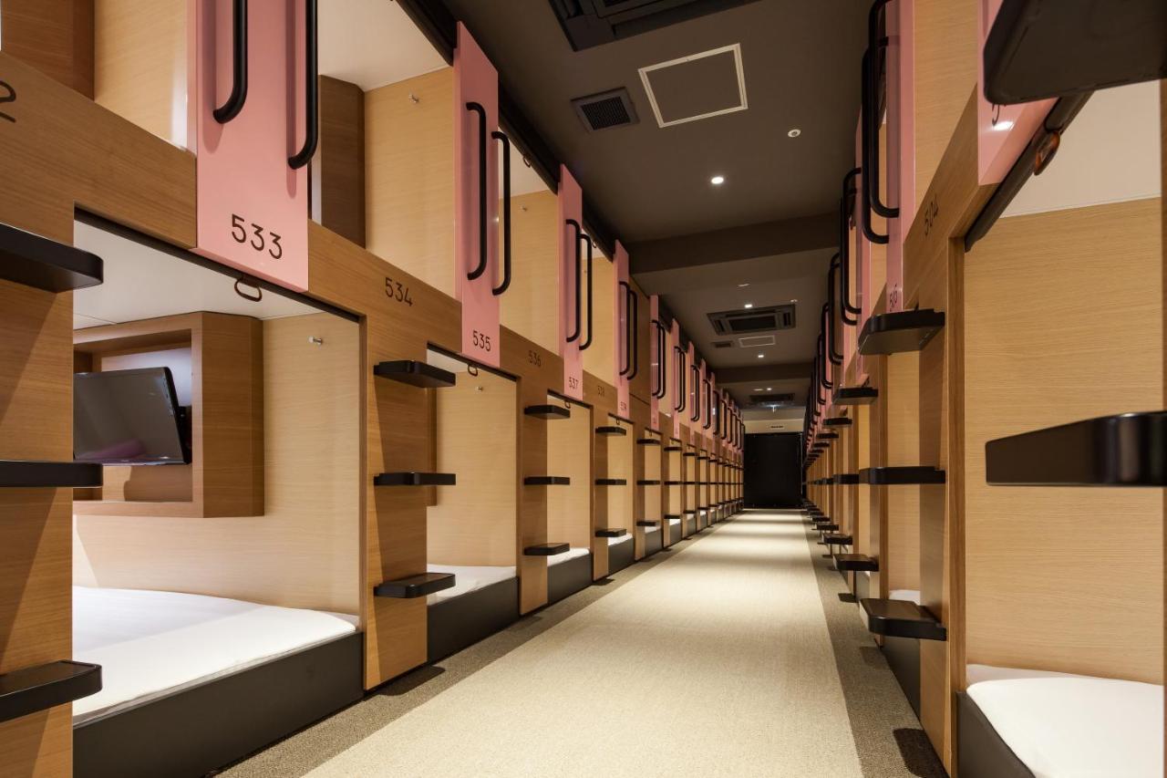 Y'S Cabin Osaka Namba Екстериор снимка